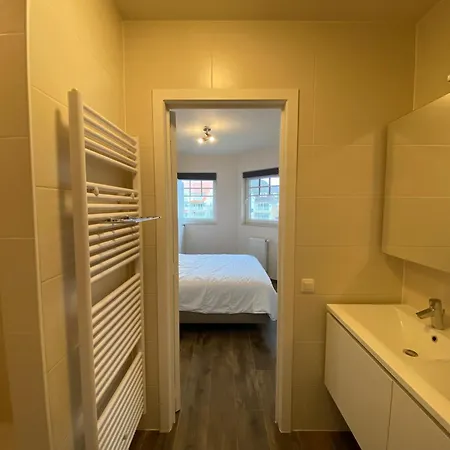 In By The Marina דירה