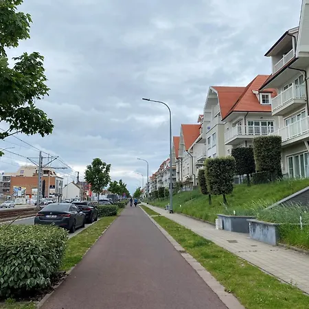 In By The Marina Lejlighed *