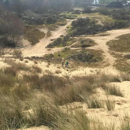 In By The Marina דירה